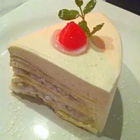 Snapdishの料理写真:Coconut crepe cake|chenさん