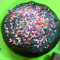 Donut with Chocolate sauce & Rainbow sprinklers|Mahesh Guptaさん