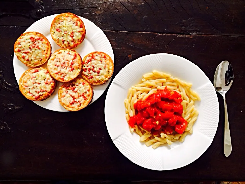 Pomodoro pasta& piccolinis|Nicole Baranelliさん