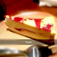 White chocolate & rasperry swirl cheesecake xxx|caitlin westさん