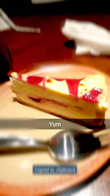 White chocolate & rasperry swirl cheesecake xxx|caitlin westさん