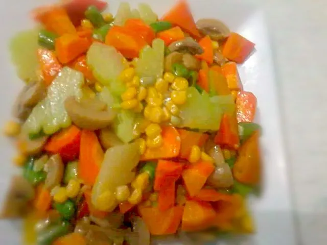 Mixed Veggie|Dan Alfred Garcia Madriagaさん