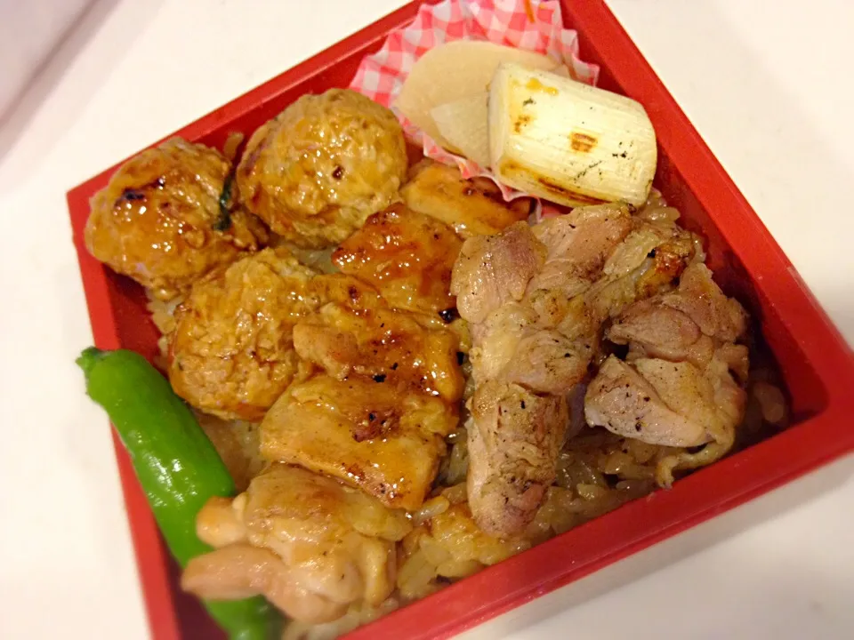 Snapdishの料理写真:Yakitori Bento|Yayoweさん