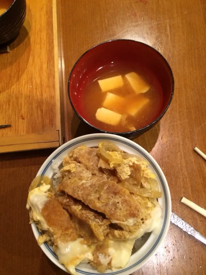 Snapdishの料理写真:カツ丼 かずね|Makoto Takaseさん