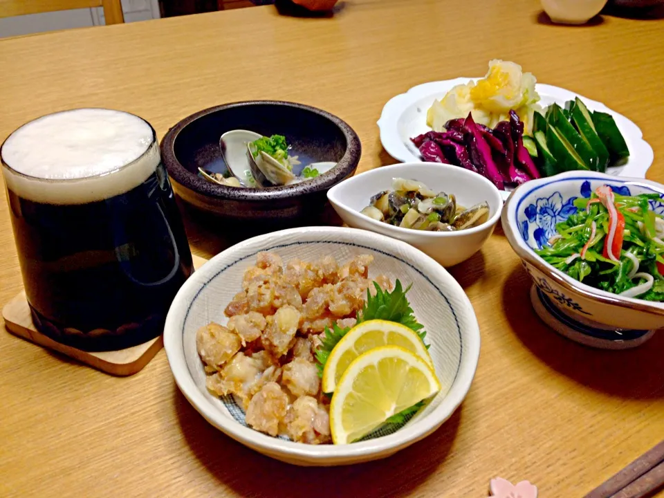 アル中夫婦の晩ご飯🍺🍺|川上千尋さん