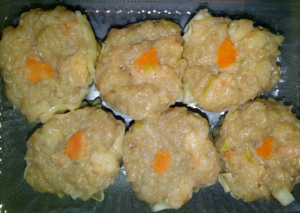 Siomay Yong Kie @7500 terbuat dr udang segar dan babi terbaik. Sejak 1988. Alami tanpa pengawet. Delivery order 20 pcs free ongkir. Pin bb: 76342016|Siomay Yong Kieさん