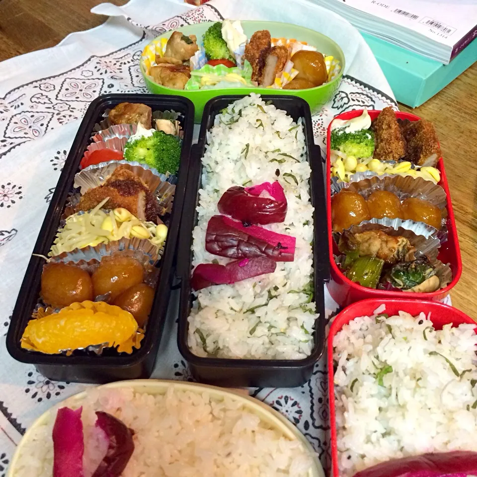 Snapdishの料理写真:久しぶりに3人分の弁当☻|EITOさん