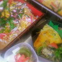 桃の節句のちらし寿司弁当|Kimiko  Shigeokaさん