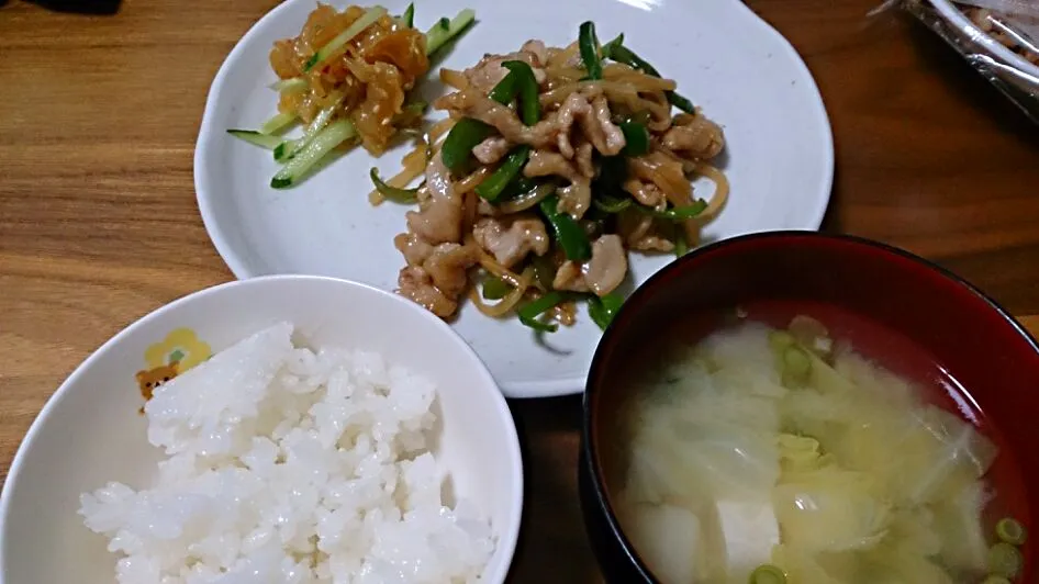 豚肉で青椒肉絲＆くらげ|みんさん