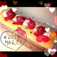 ひなまつりロールケーキ|もちさん