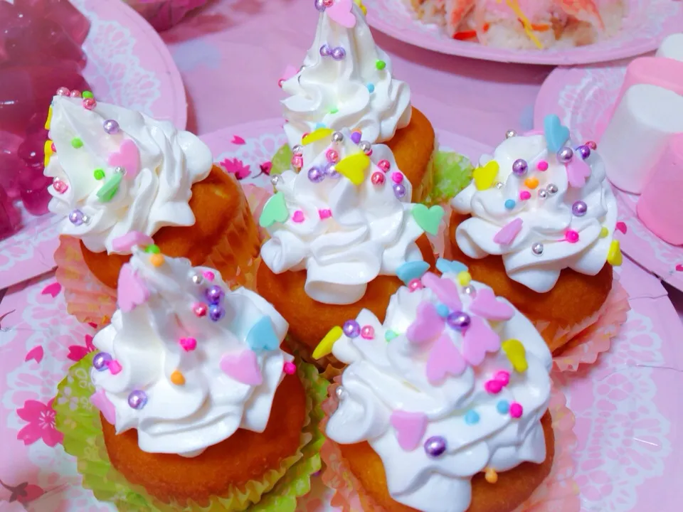 hinamatsuri cupcakes|cakeitupさん