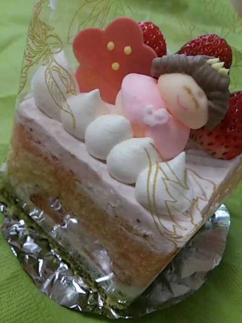 Snapdishの料理写真:ひなまつりスペシャルケーキ|mamaruさん