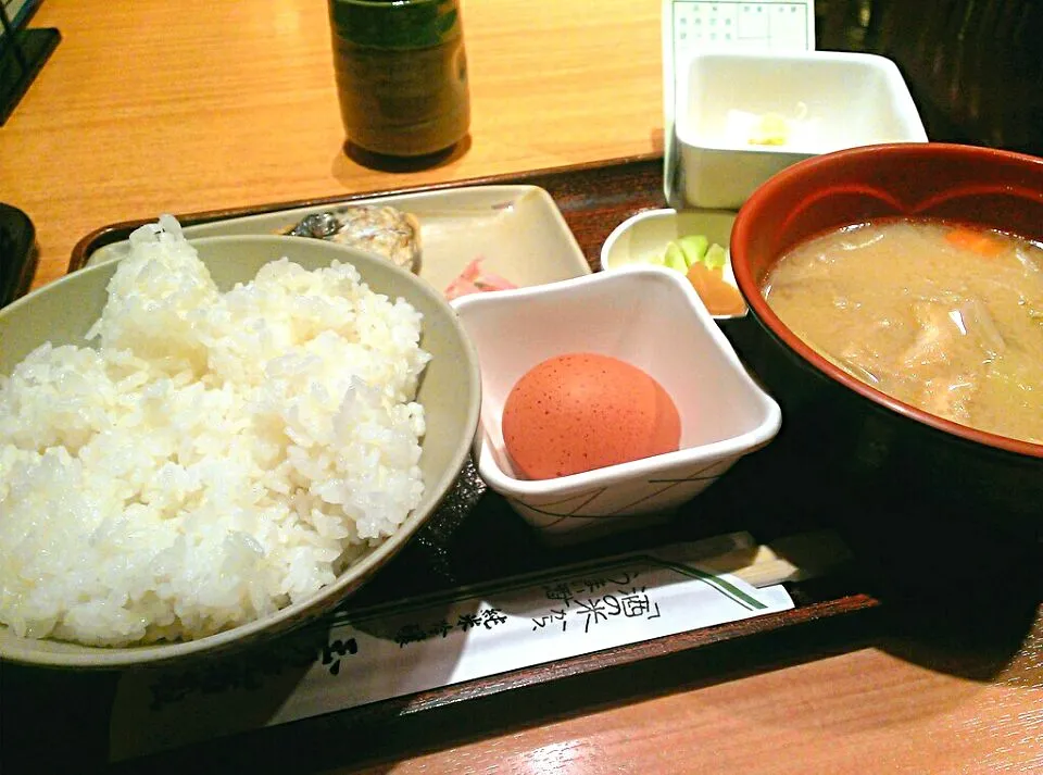 豚汁定食@八重洲地下街|nakano9さん