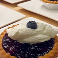 Mini Blueberry Pie|Angela Newellさん