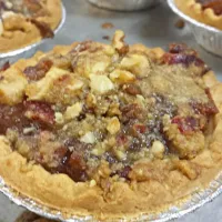 Snapdishの料理写真:Mini Apple Pie|Angela Newellさん