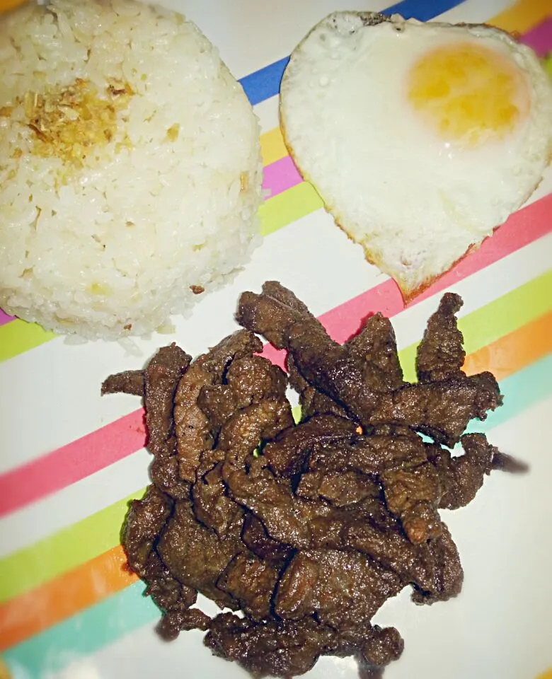 TapSiLog... also good for dinner ^^|Ayel Santellaさん