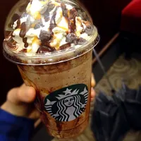 Snapdishの料理写真:Unbelievable Twix Frappuccino|Natalieさん