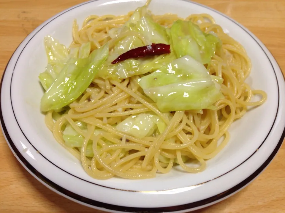 アンチョビとキャベツのペペロンチーノ|まさとさん