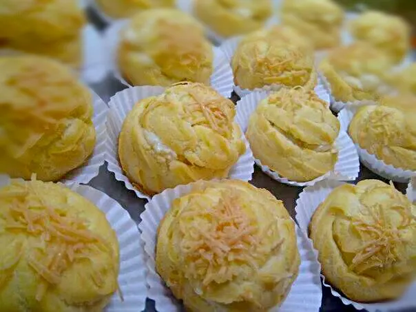 Cheesy Choux|esty linggarsihさん