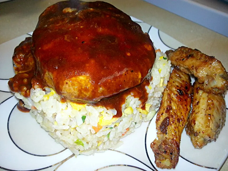 friedrice, burgerpatty with cheesengravy, chicken drummets..|Ayel Santellaさん