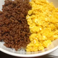 そぼろ丼|あちゃさん