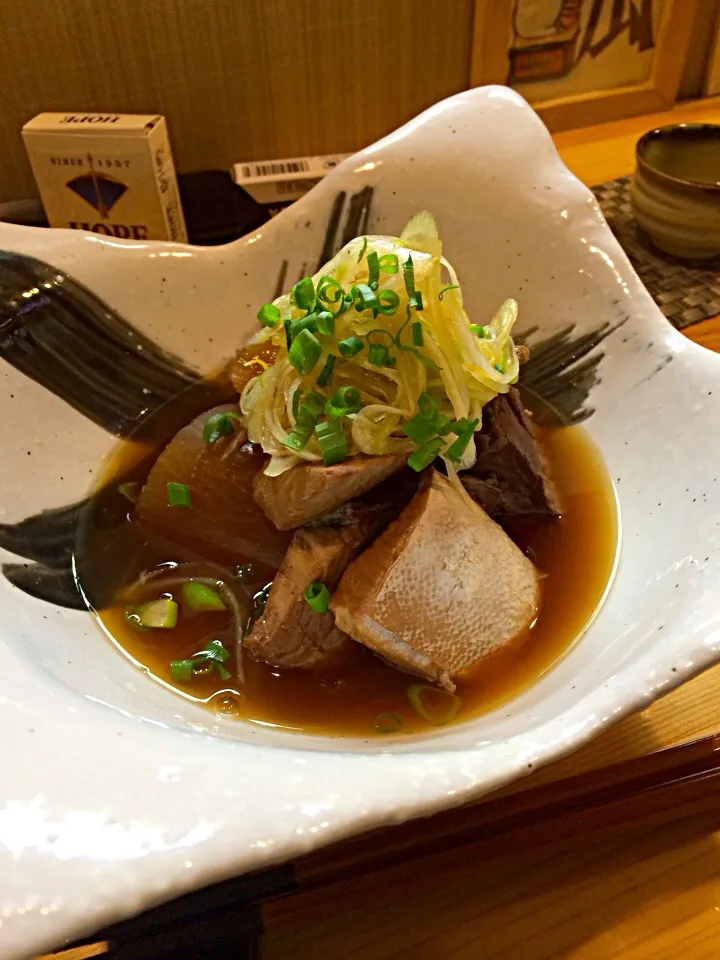 boiled yellowtail and the Japanese radish|do dyuさん