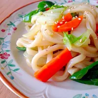 Snapdishの料理写真:野菜たっぷり焼きうどん＊|まいさん