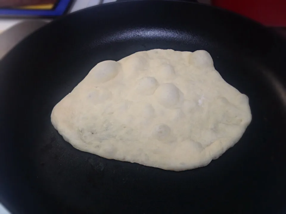 Cooking some flat bread...|Samantha Jane Russoさん