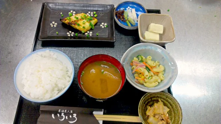 Snapdishの料理写真:鯖の西京焼き定食|Michiyo Nagaishiさん