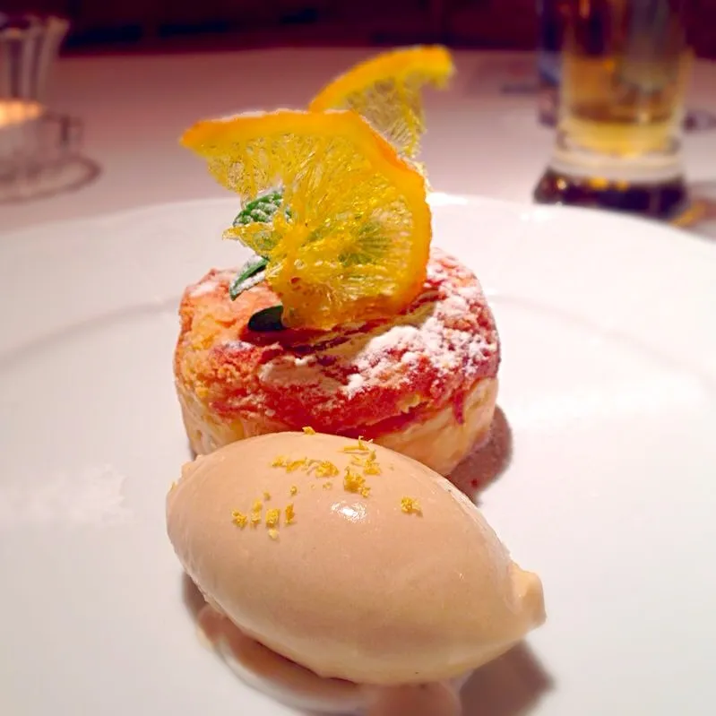 Almond pie and milk tea ice cream|Funky Chefさん