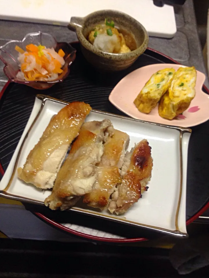 和風に 鳥の塩麹焼きと揚げ出し豆腐となます(*^^*)|雅さん