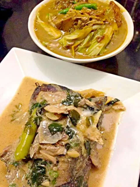 Philippine cuisine: Ginataang Tambakol at Kare2 for dinner|Dan Alfred Garcia Madriagaさん