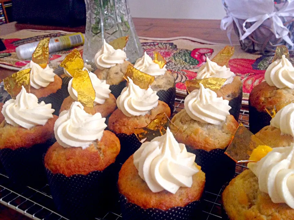 Banana maple cupcakes - on sale today at #wieczorkowskiofwoollahra|Samantha Jane Russoさん