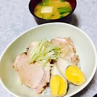 Snapdishの料理写真:チャーシュー丼|Yuuki Yukiさん