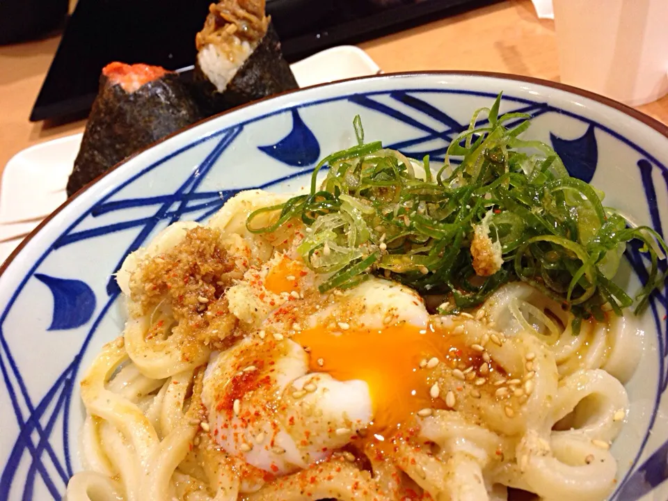 Snapdishの料理写真:丸亀製麺の釜玉うど〜ん❗️😆|みほままこさん