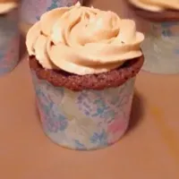 chocolate cupcakes with biscoff buttercream icing|Jenni Royceさん