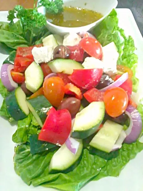 Snapdishの料理写真:Greek Salad|Dan Alfred Garcia Madriagaさん