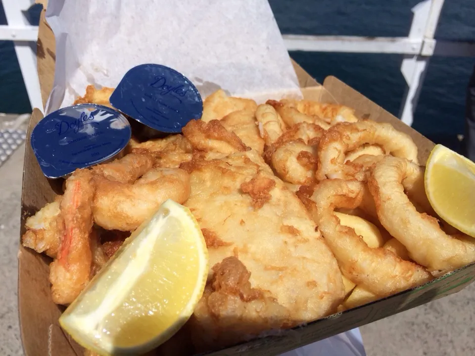 行列が出来ていたシドニーのFish & Chips|juneshunさん