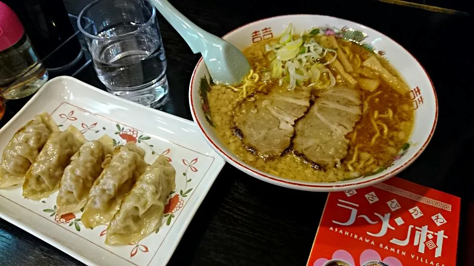 熟成醤油ラーメン|まりなさん