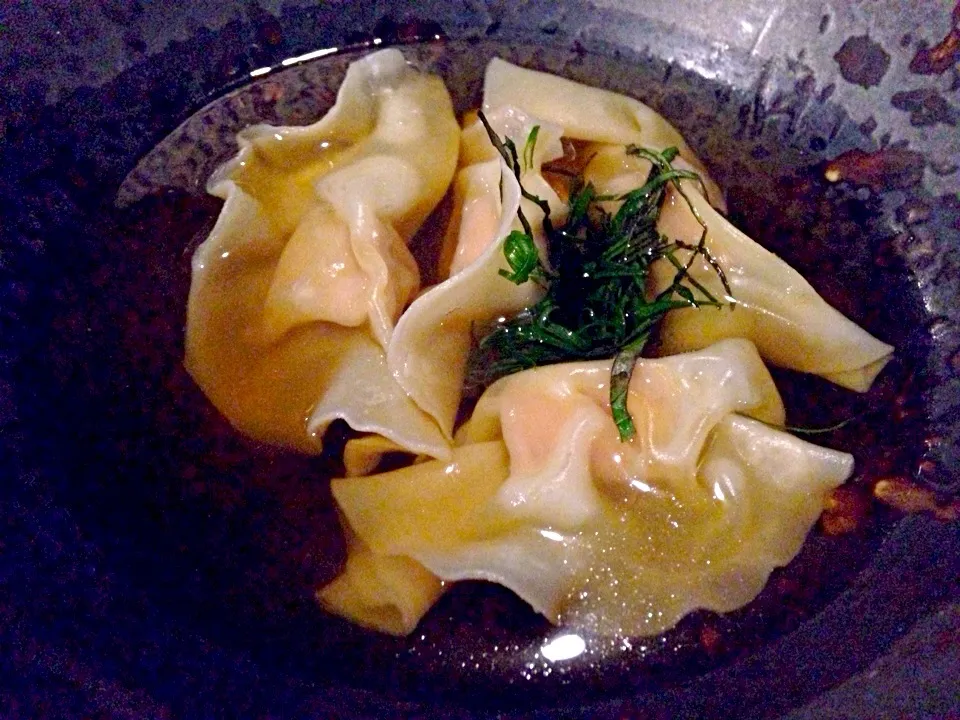 Snapdishの料理写真:Foie Gras wonton|Obeoom Jumsai Na Ayudhyaさん