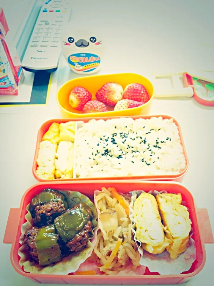 Snapdishの料理写真:適当弁当3|あいちゃすさん