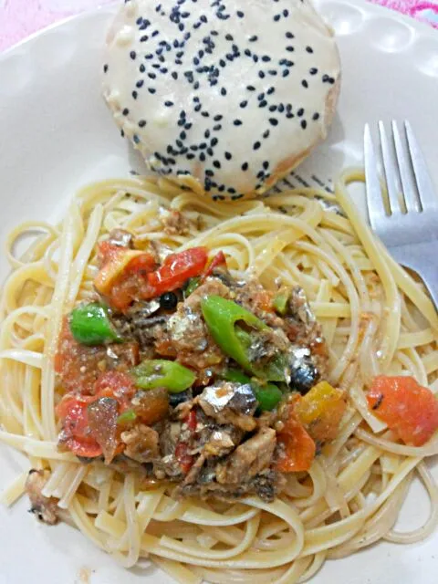 pasta in spanish sardines,green chille sauce|cynthia reyesさん