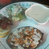 grilled tuna in white mushroom sauce|cynthia reyesさん