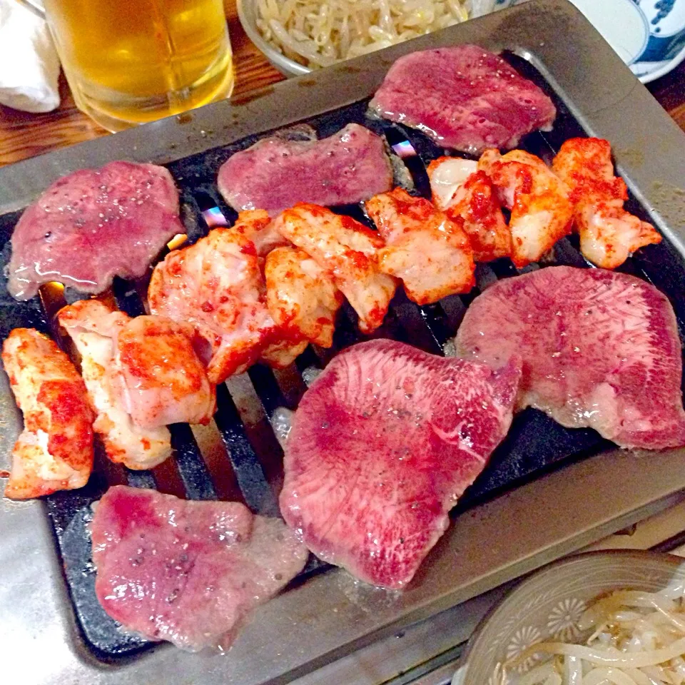 Snapdishの料理写真:さき腸焼きながらのタン塩！|カナ☆デップさん