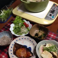 Snapdishの料理写真:天然ものぶりの照り焼き💓|ayakoさん