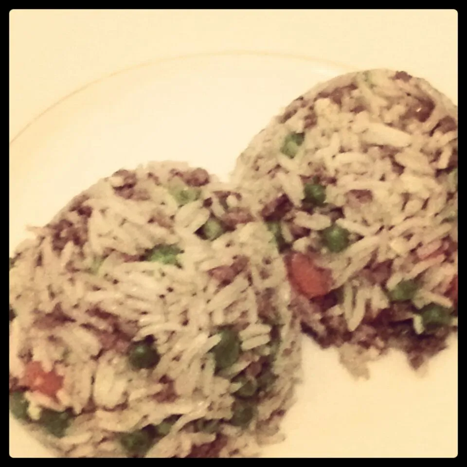 Snapdishの料理写真:Mediterranean rice with meat and veggies,  I call it Oozie as I know it that way|Sittさん