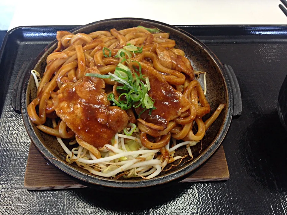 味噌焼きうどん|ひとみちゃんぬさん