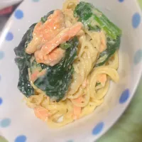 紅鮭とほうれん草の豆乳パスタ|あさん