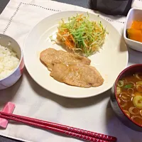 今日の夜ご飯|Mizuki Tokumiyaさん