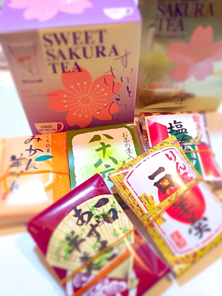 お茶とお茶菓子、癒されます^_^|isshyaさん